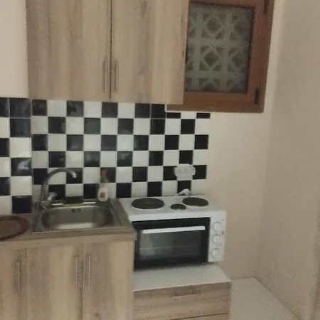 Στούντιο Στη Στοά Βαρβουτσή Νούμερο#7 아파트 *