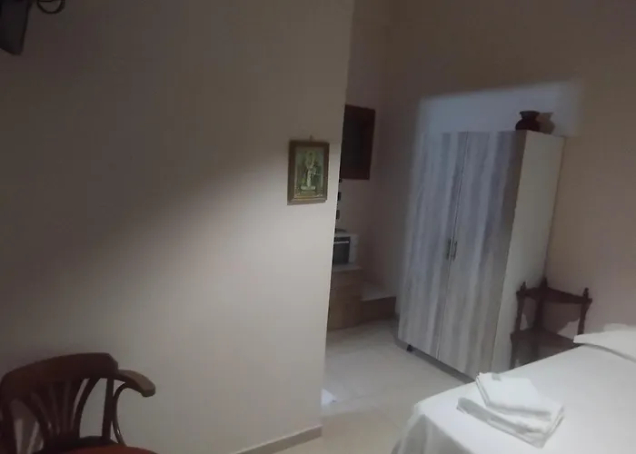 Στούντιο Στη Στοά Βαρβουτσή Νούμερο#7 *